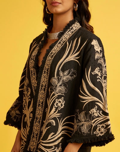 Chic Black Thread Embroidered Front Open Jacket