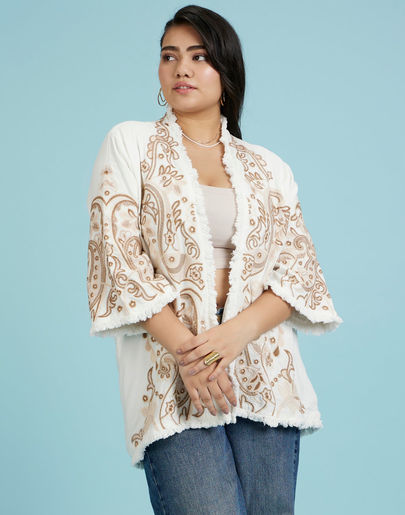 Achromatic White Jacket With Bisqu� Embroide