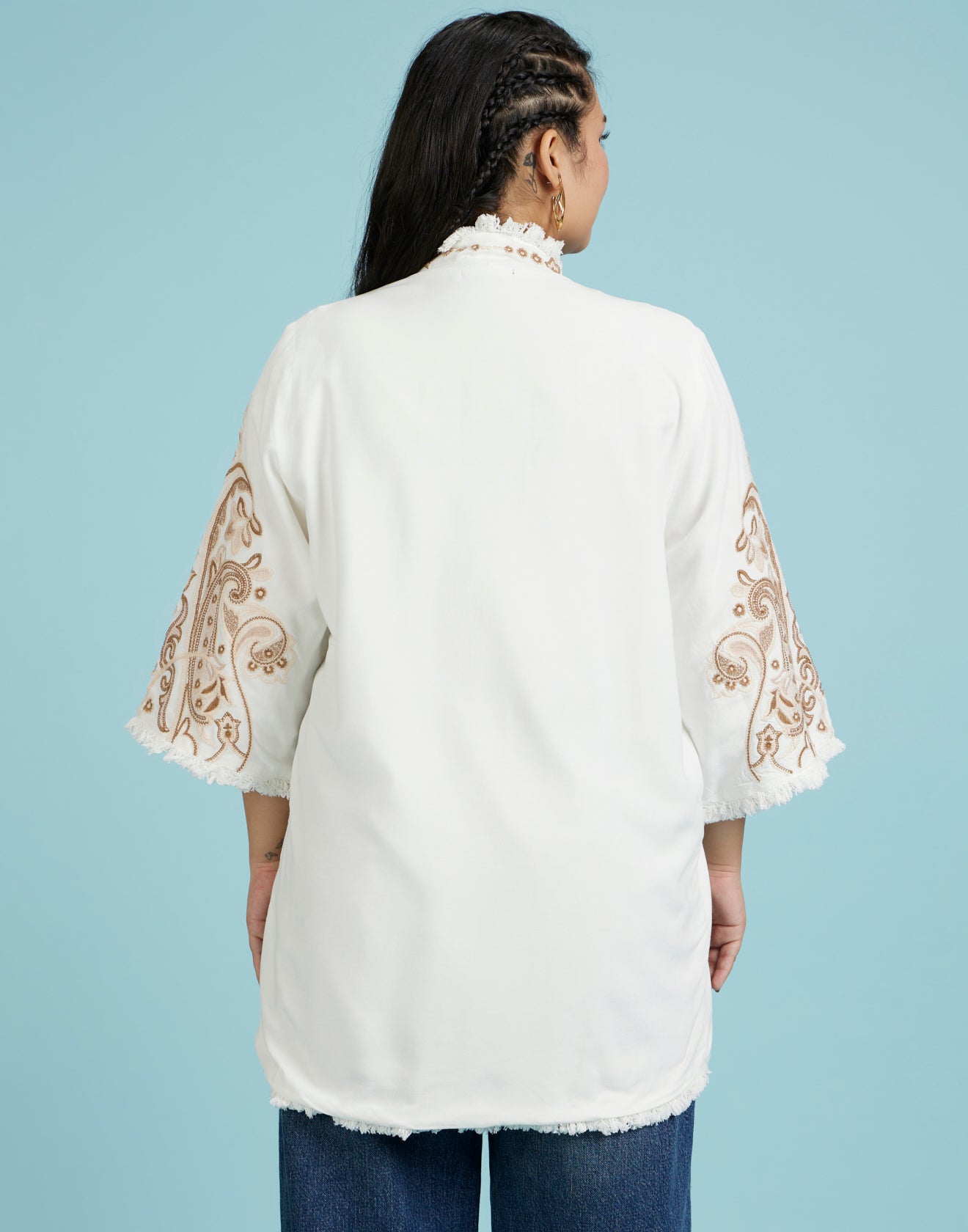 Achromatic White Jacket With Bisqu� Embroide