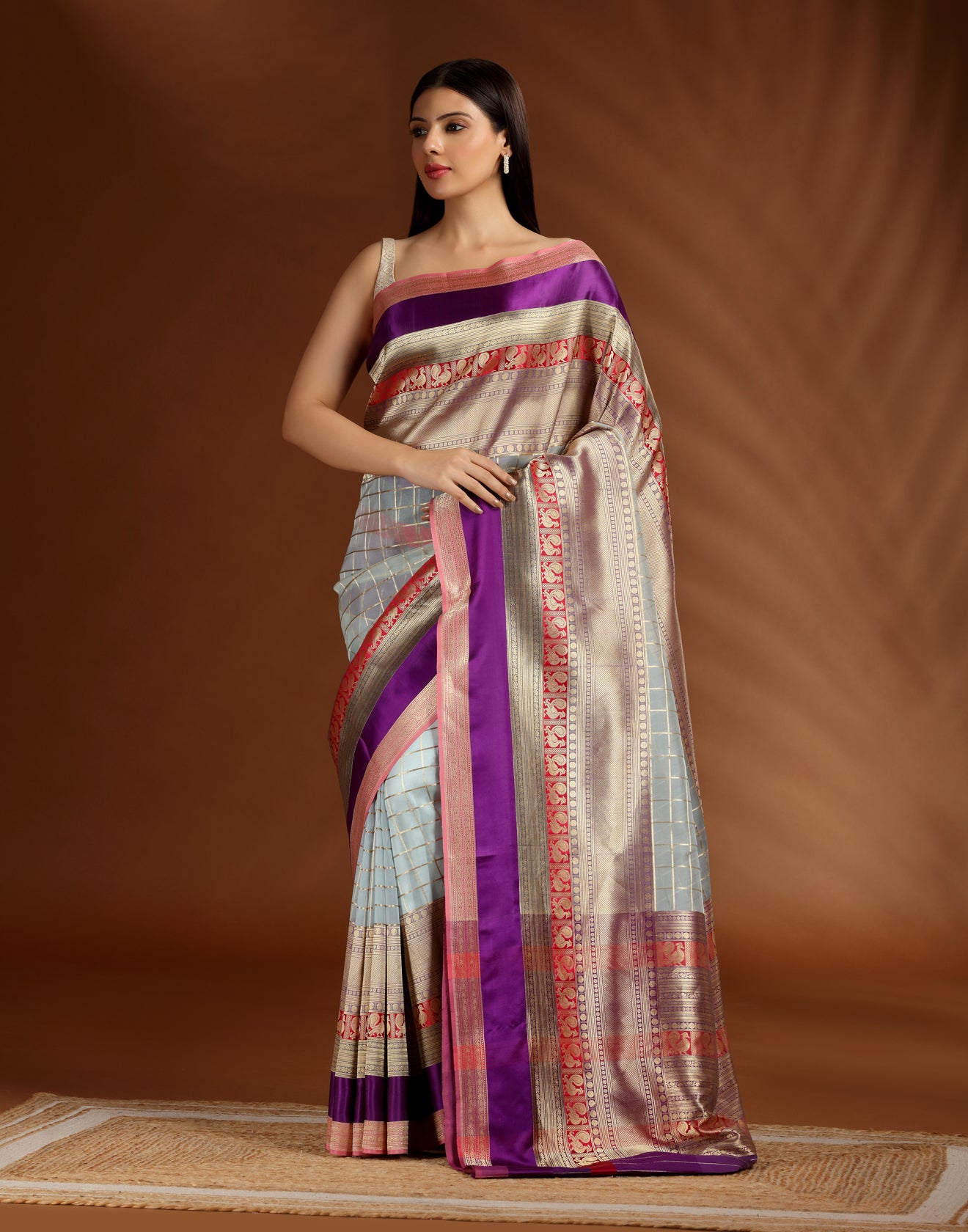 Antique Mist With Contrast Border Pure Silk Saree With Unstitched Blouse Fabric