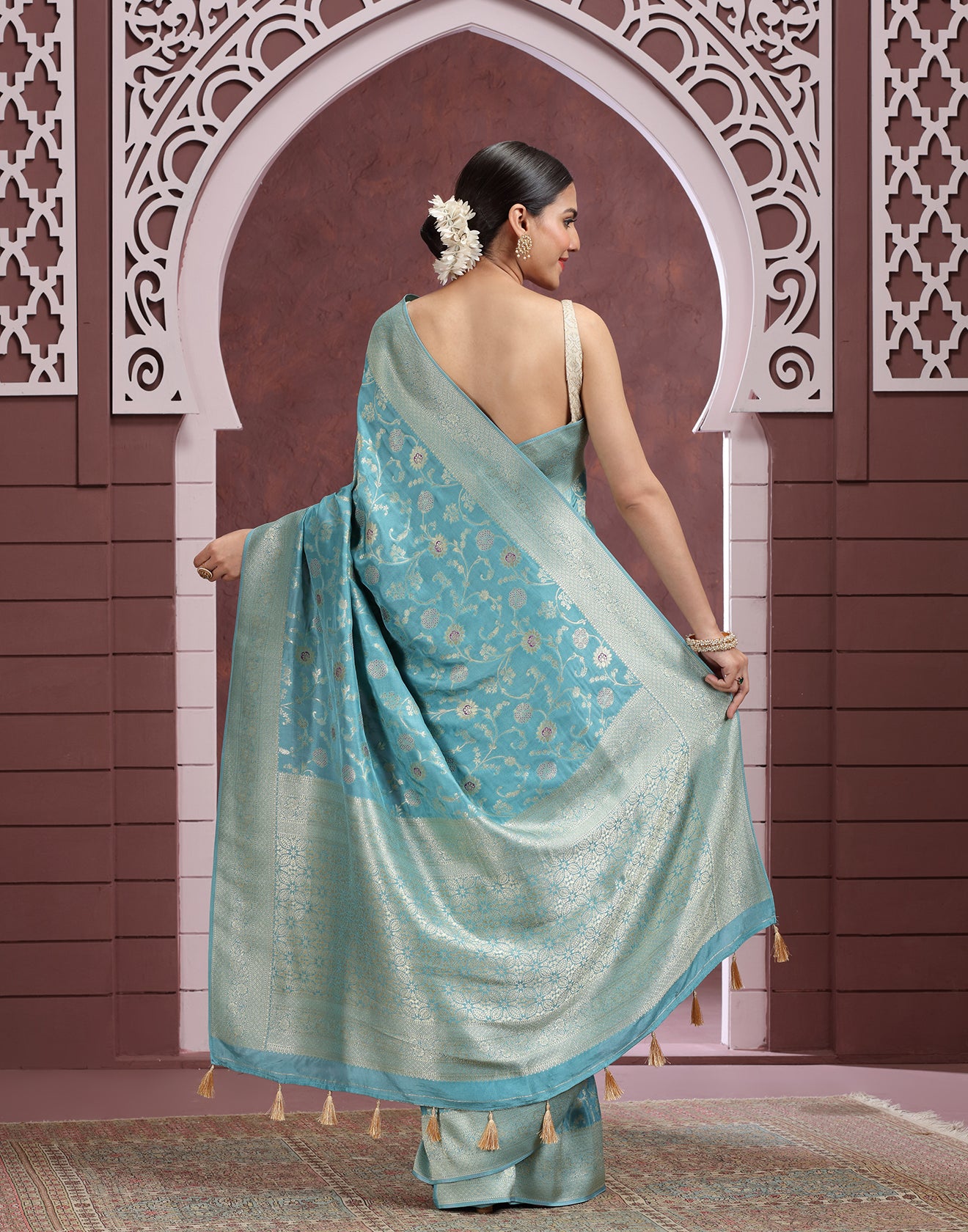 Aqua Mist Floral Jaal Silk Saree