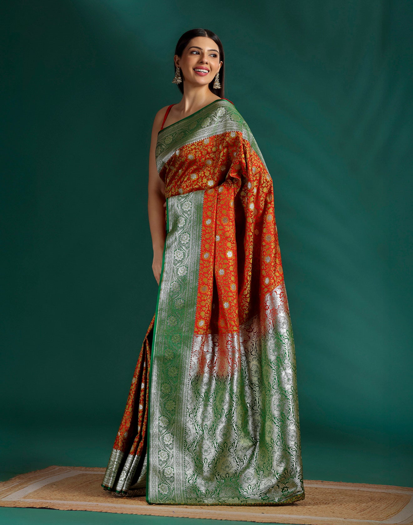 Caramel Marigold Jacquard Banarasi Silk Saree With Unstitched Blouse Fabric