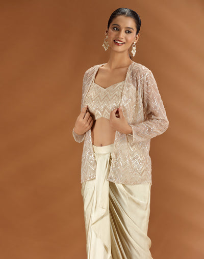 Créme Twist Chevron Embellished Festive Fusion Set
