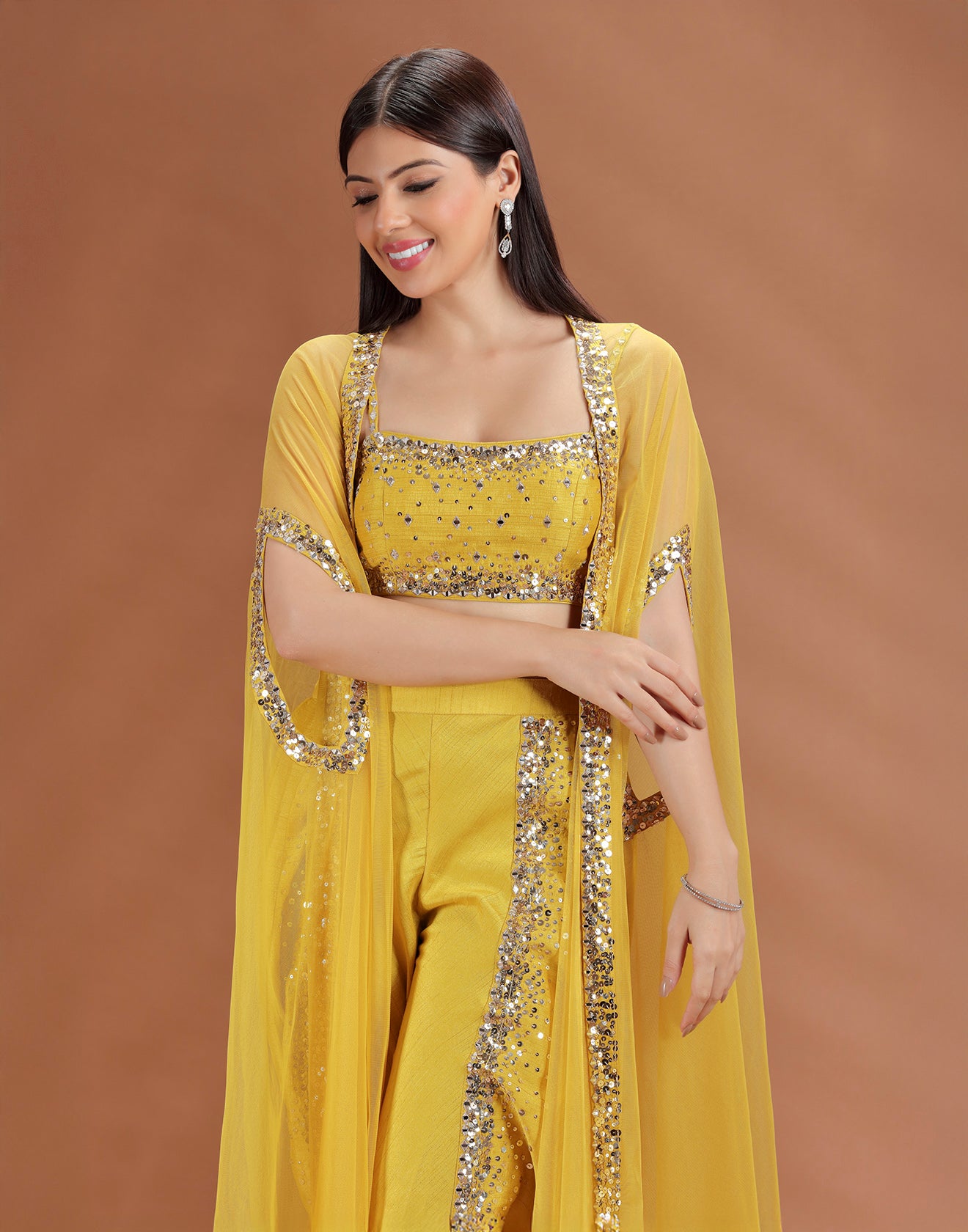Kesariyaa Charm Festive Fusion Set For Haldi