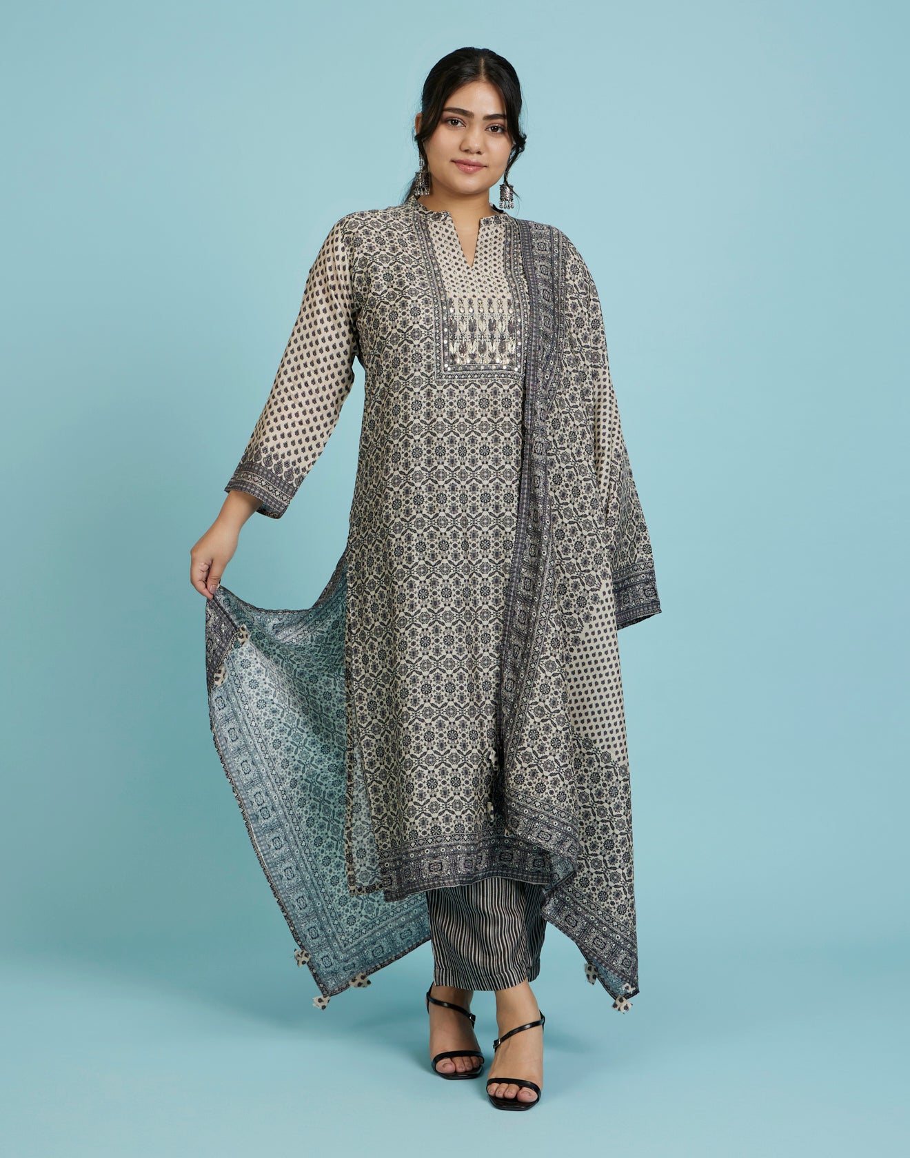 Off-White And Black Ethnic Workwear Kurta Set For Women