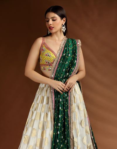 Polka-Daisy-Lehenga-With-Yellow-Embroidered-Blouse-For-Haldi-&-Mehendi