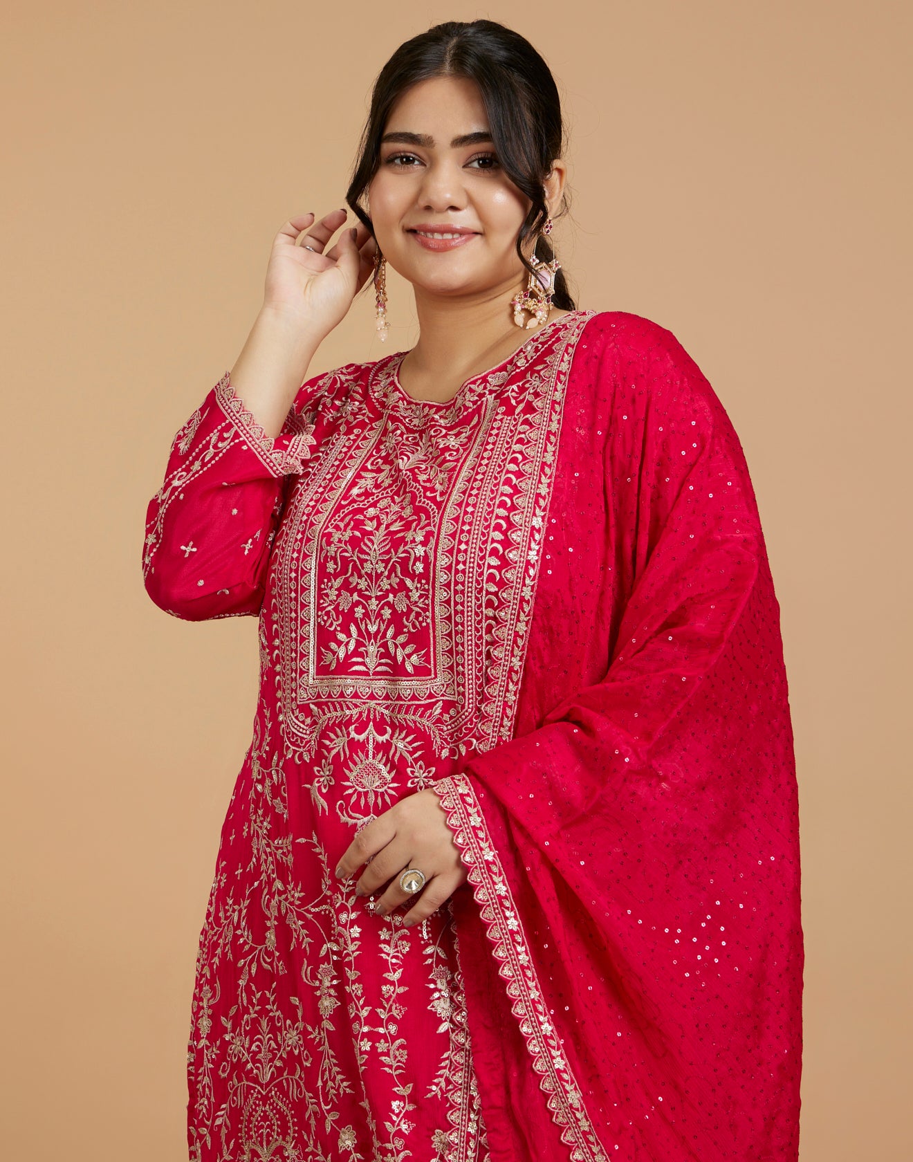 Rani Pink Zari Thread Embroidered Festive Salwar Suit