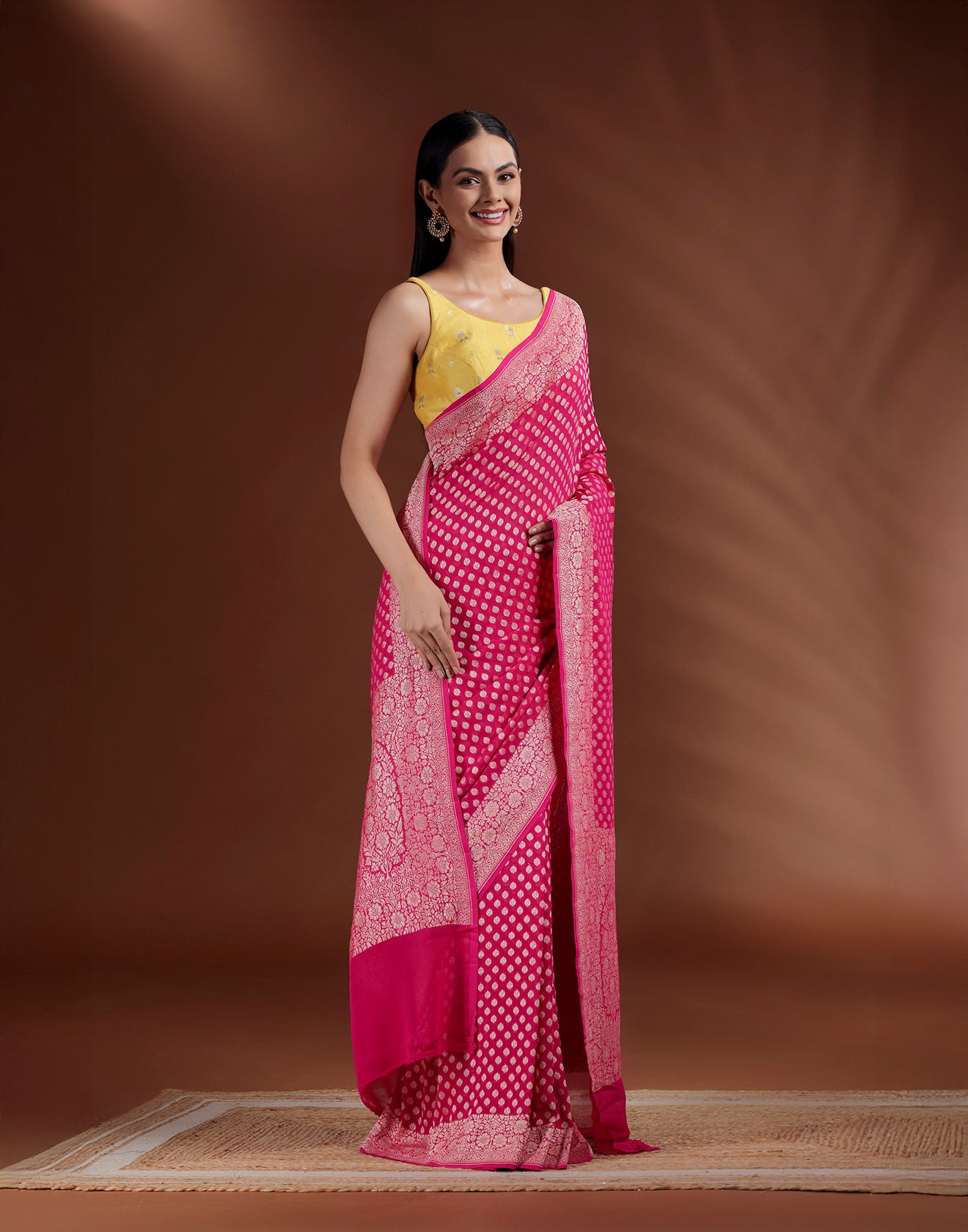 Shehzaadi Fuchsia Banarasi Georgette Saree With Unstitched Blouse Fabric