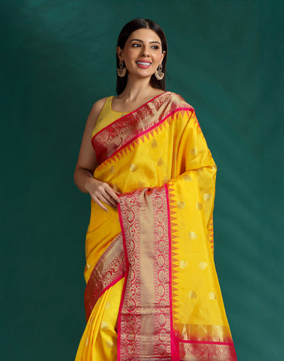 Sunhera Noor Pure Kanjivaram Silk Saree With Unstitched Blouse Fabric