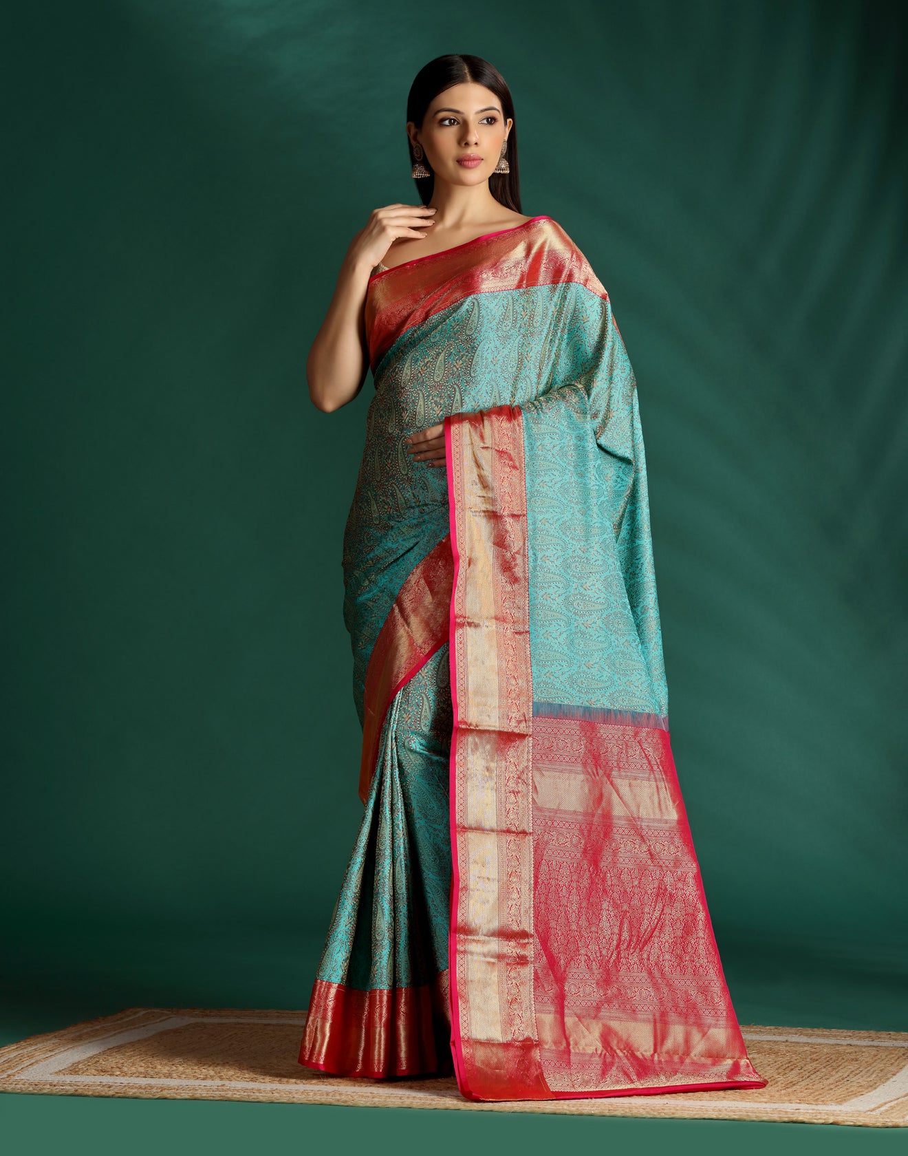 Teal & Red Jamawar Jacquard Silk Saree WIth Unstitcehd Blouse Fabric
