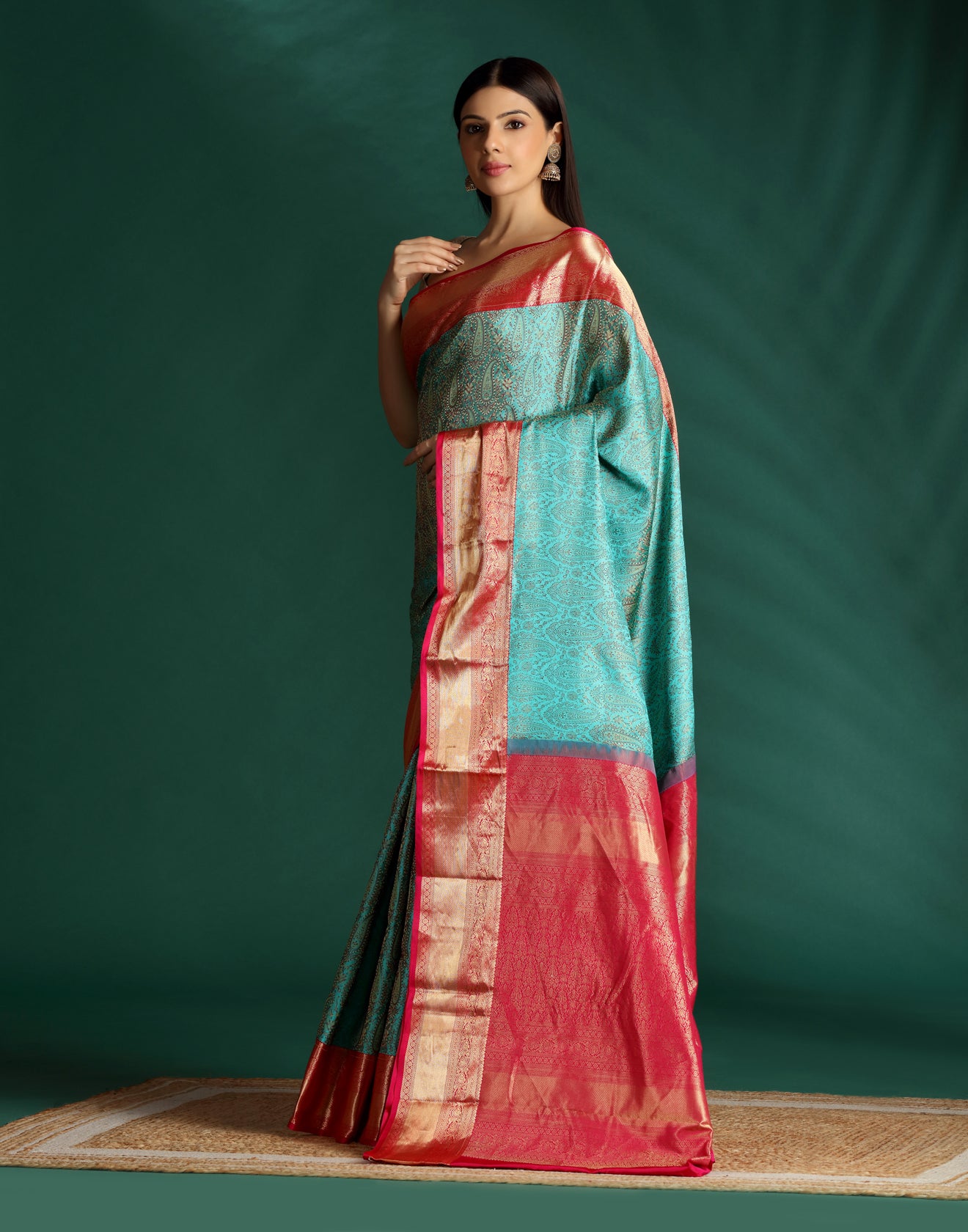 Teal & Red Jamawar Jacquard Silk Saree WIth Unstitcehd Blouse Fabric