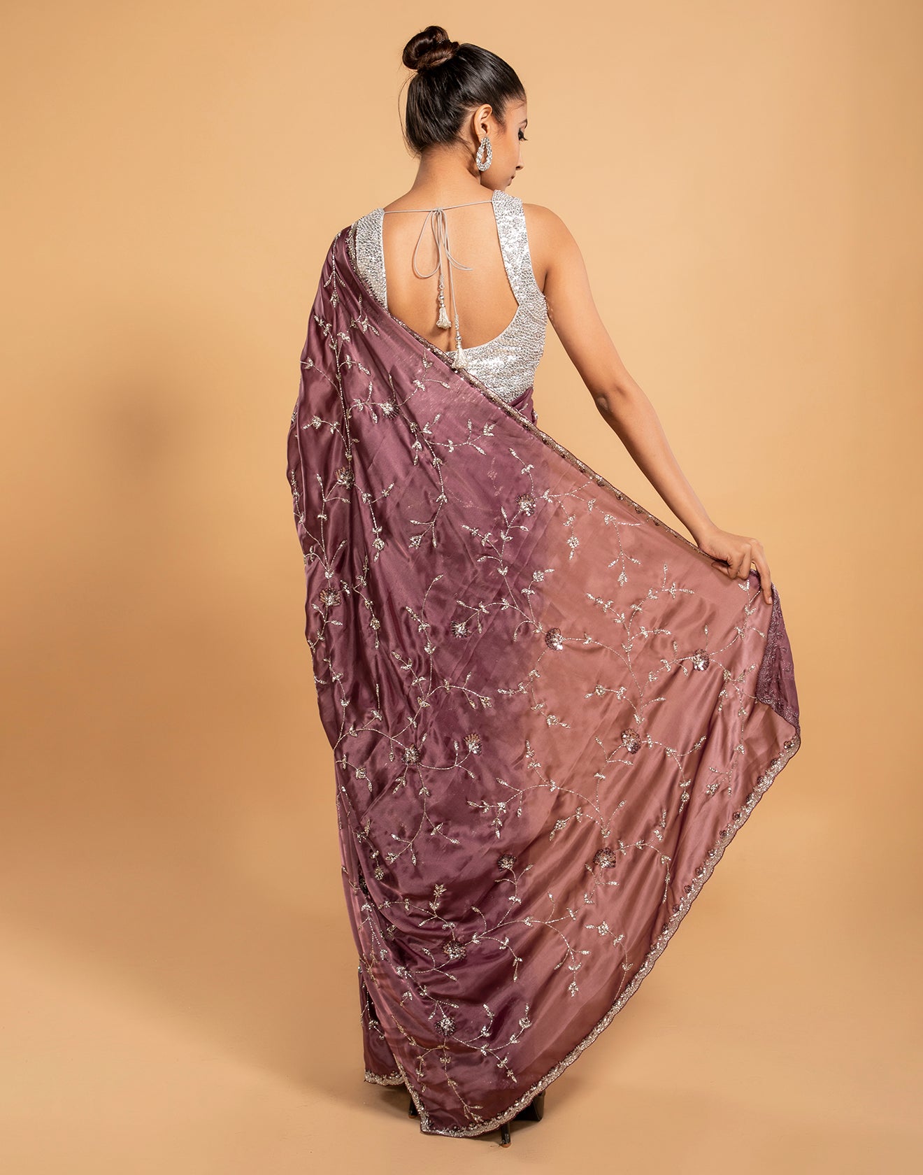 Zerg Mauve Embroidered Georgette Saree