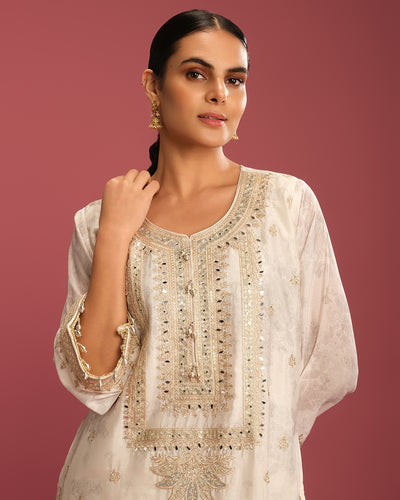 Créme Brulle Printed Crepe Silk Kurta Set