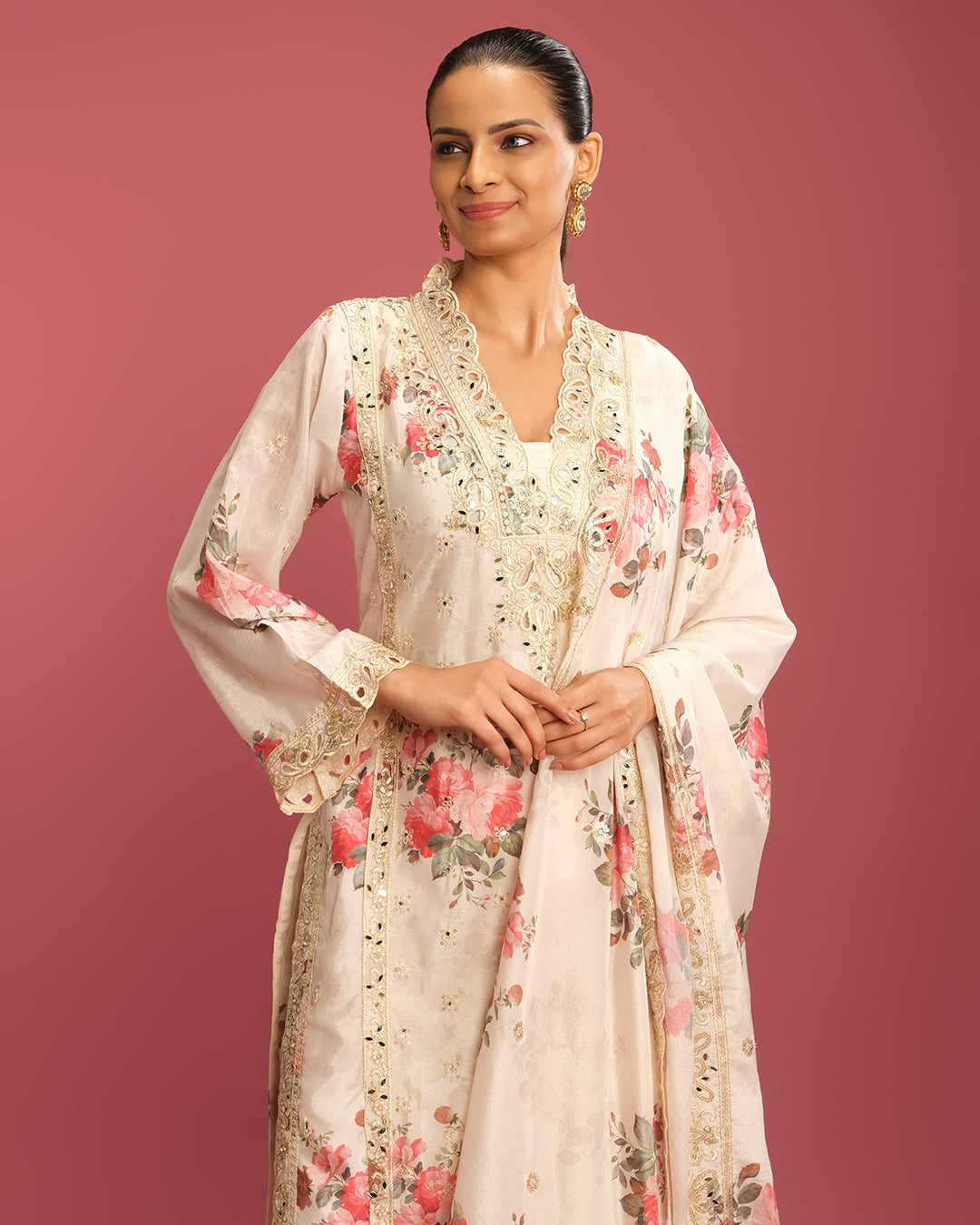 Daisy Dream Floral Printed Crepe Silk Kurta Set