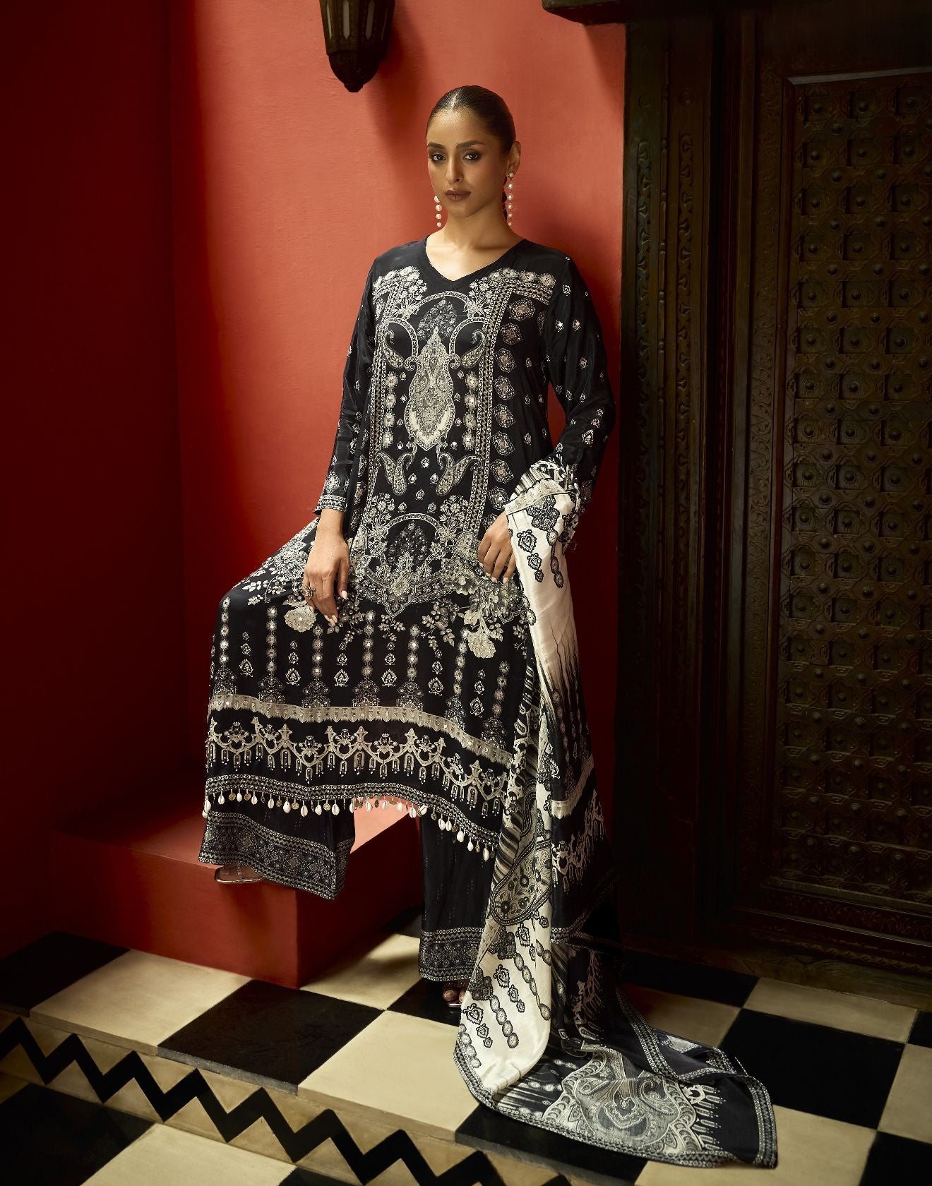 Eclipse Black Ethnic Printed Pure Crepe Silk Festive Kurta Palazzo Set