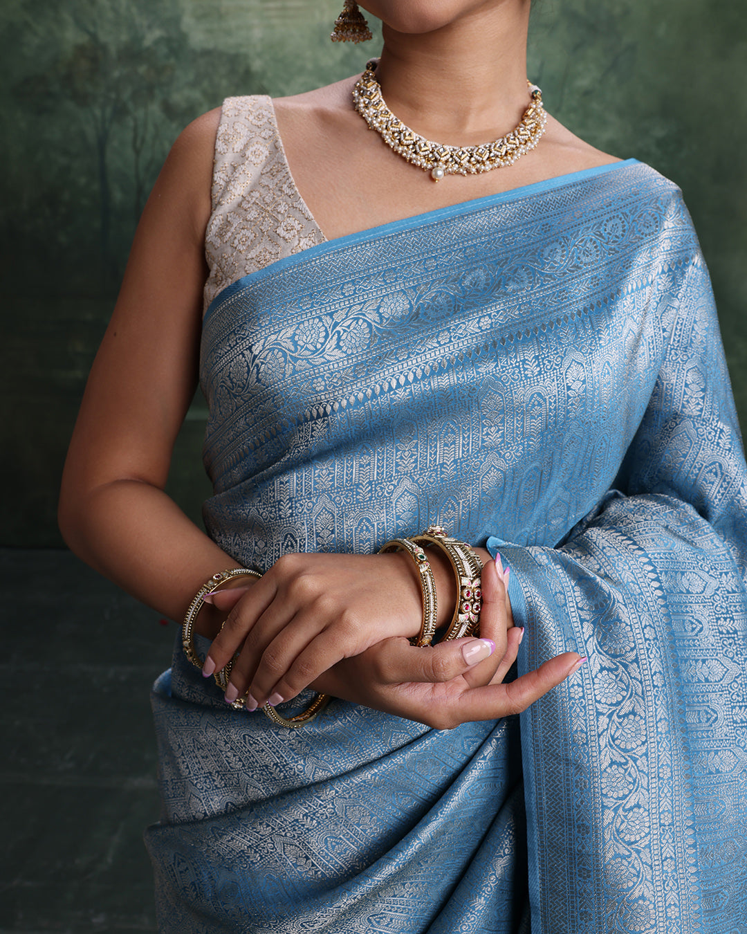 Glacier Blue Dola Silk Saree With Unstitched Blouse Fabric