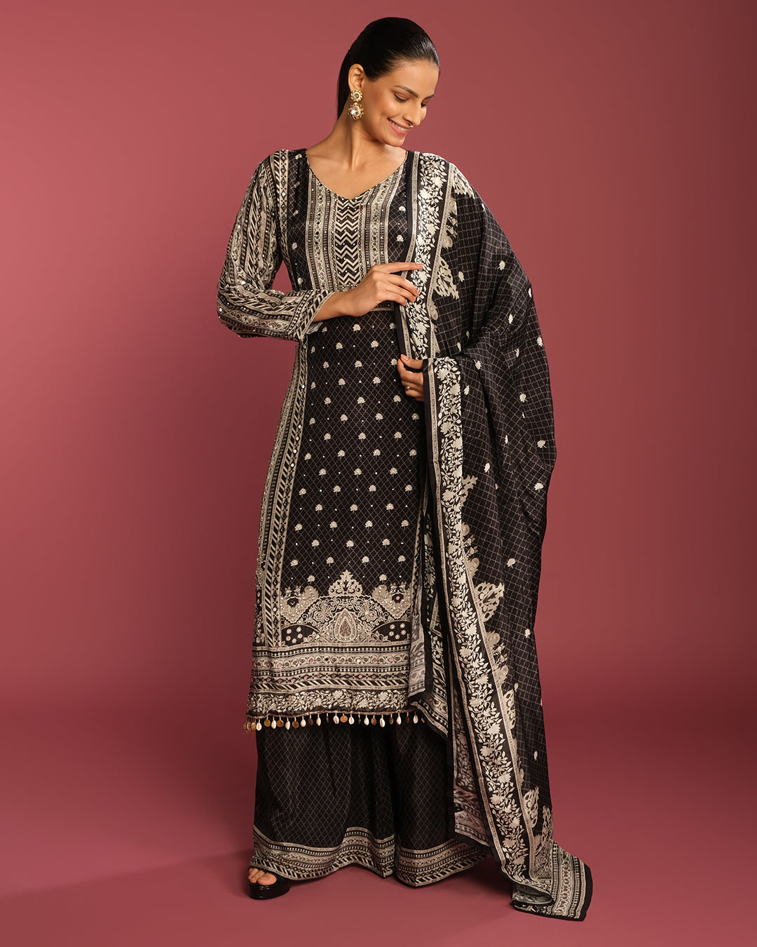Jet Black And Off-White Printed Pure Crepe Kurta Set