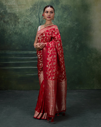 Noor-e-Banaras Dola Silk Saree With Unstitched Blouse Fabric