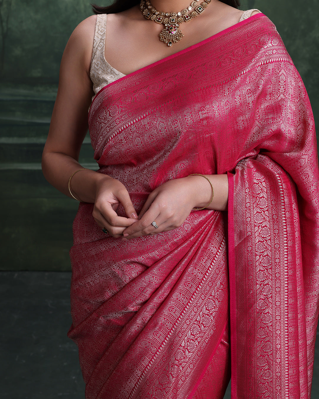 Plum Pink Dola Silk Saree With Unstitched Blouse Fabric