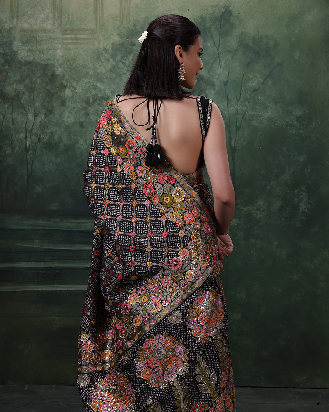 Raven Radiance Bandhej Silk Saree With Unstitched Blouse Fabric