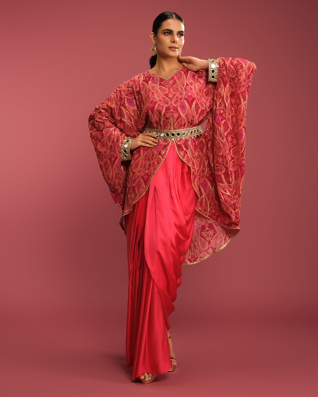 Rosé Fuchsia Paisley Printed Cape With Skirt Set
