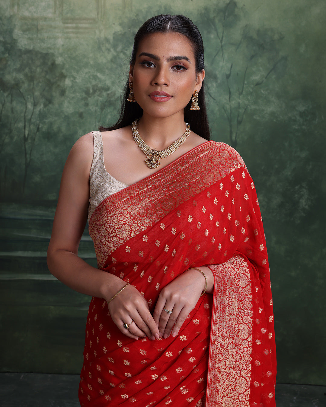Sindoori Glow Woven Buttis Georgette Saree With Unstitched Blouse Fabric